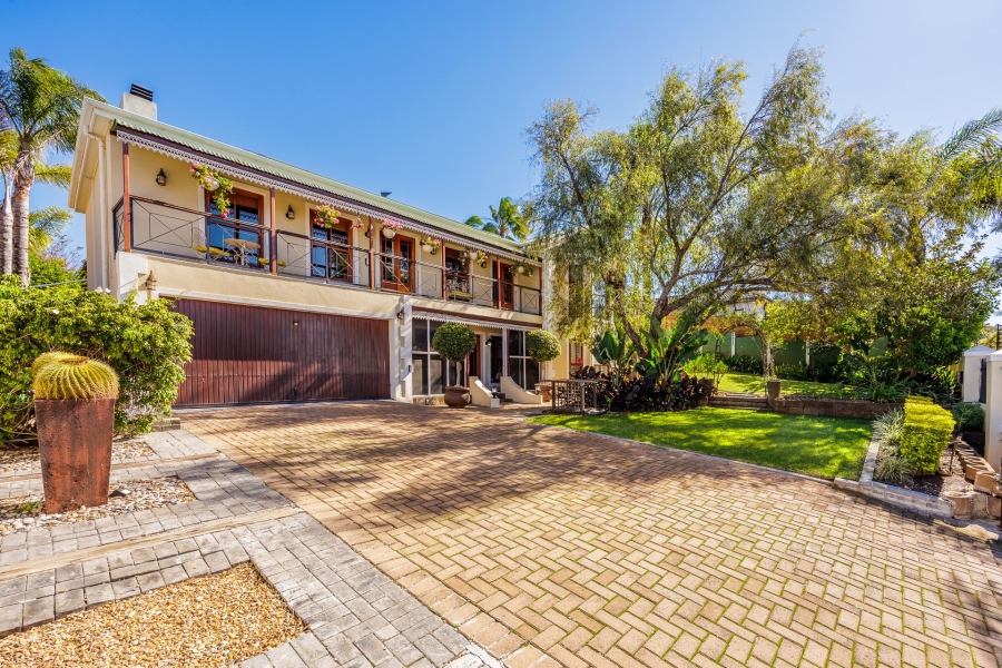 3 Bedroom Property for Sale in Bergsig Western Cape
